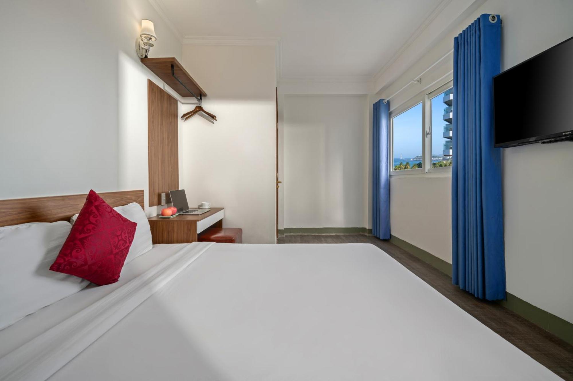 Khach San Nami Nha Trang Hotel Buitenkant foto