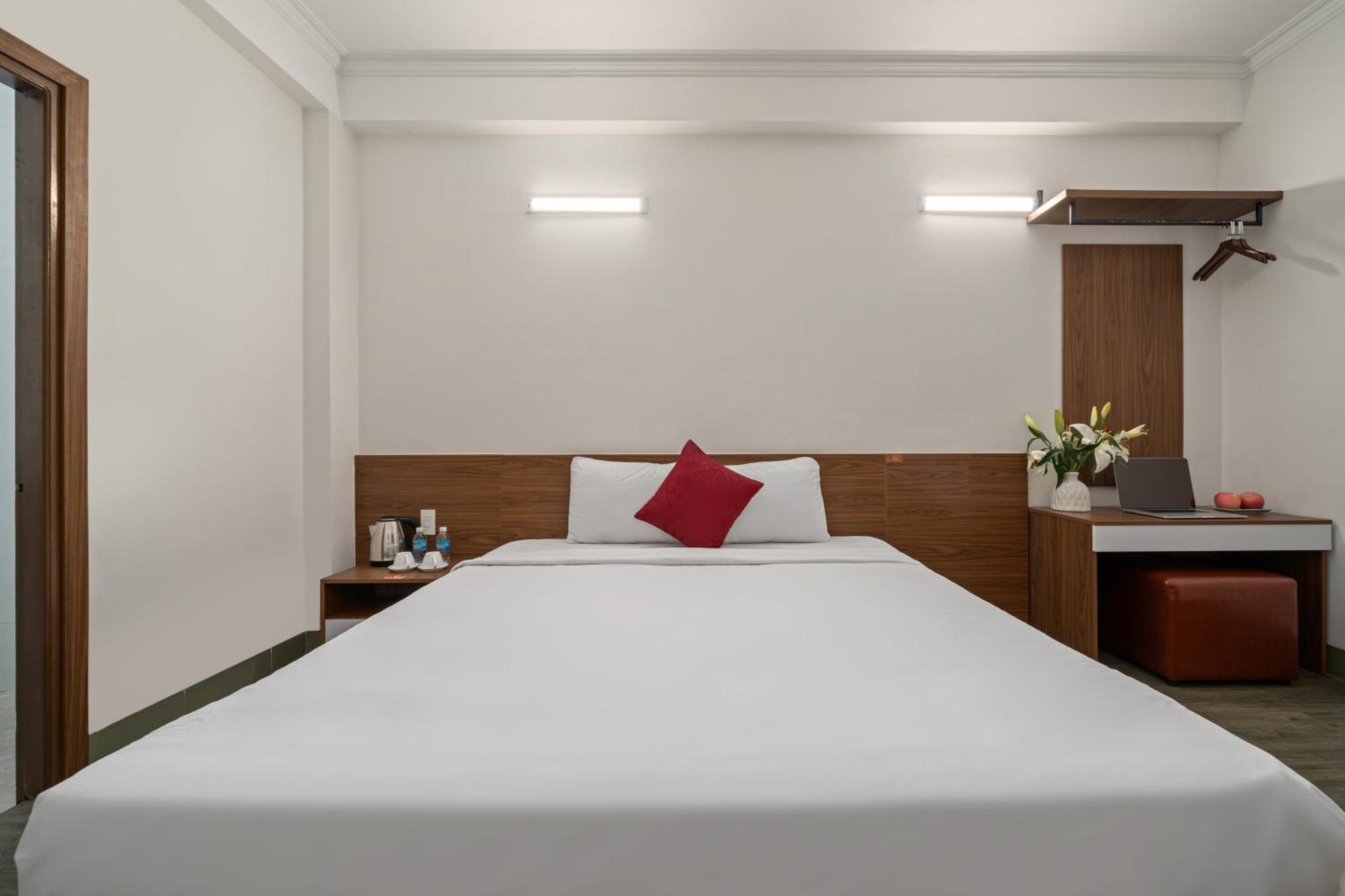 Khach San Nami Nha Trang Hotel Buitenkant foto